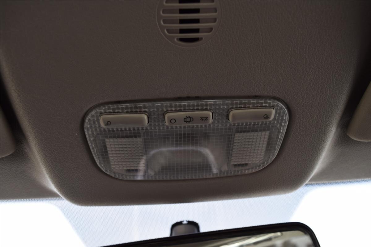 Peugeot 207 Kabriolet 1,6 l 88 kw