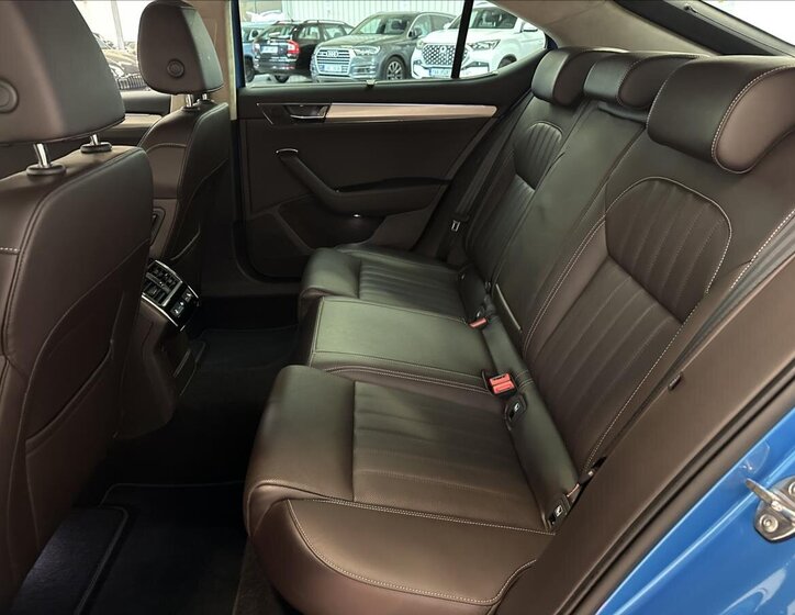 Škoda Superb 21