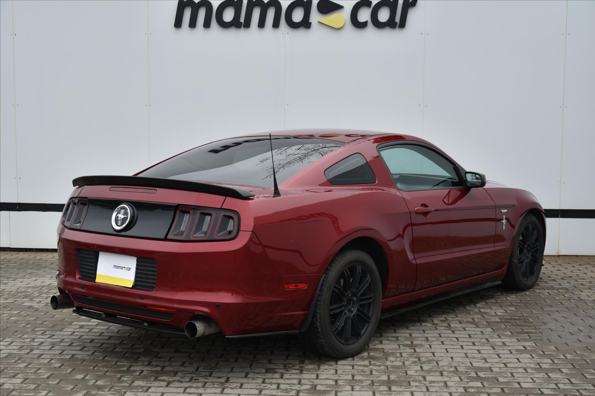 Ford Mustang Kupé 3,7 l 227 kw