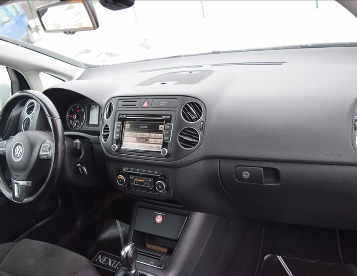 Volkswagen Golf Kombi 1,6 l 77 kw