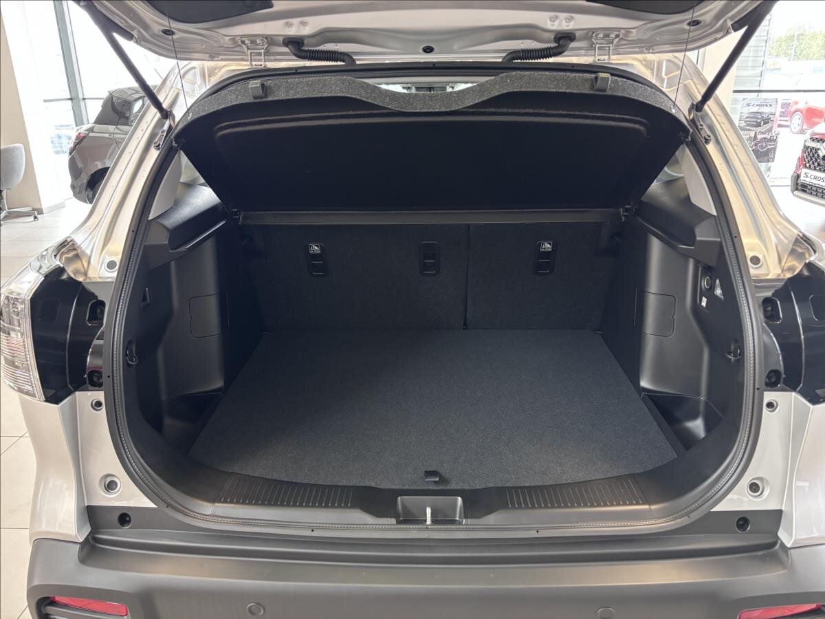 Suzuki S-Cross SUV / Terénní 1,4 l 81 kw