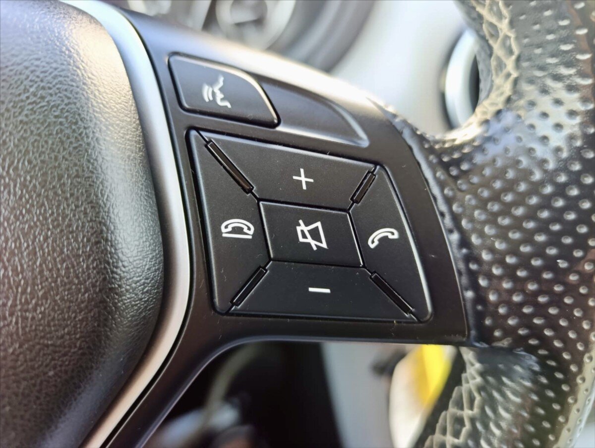 Mercedes-Benz Třídy B Kombi 2,0 l 115 kw