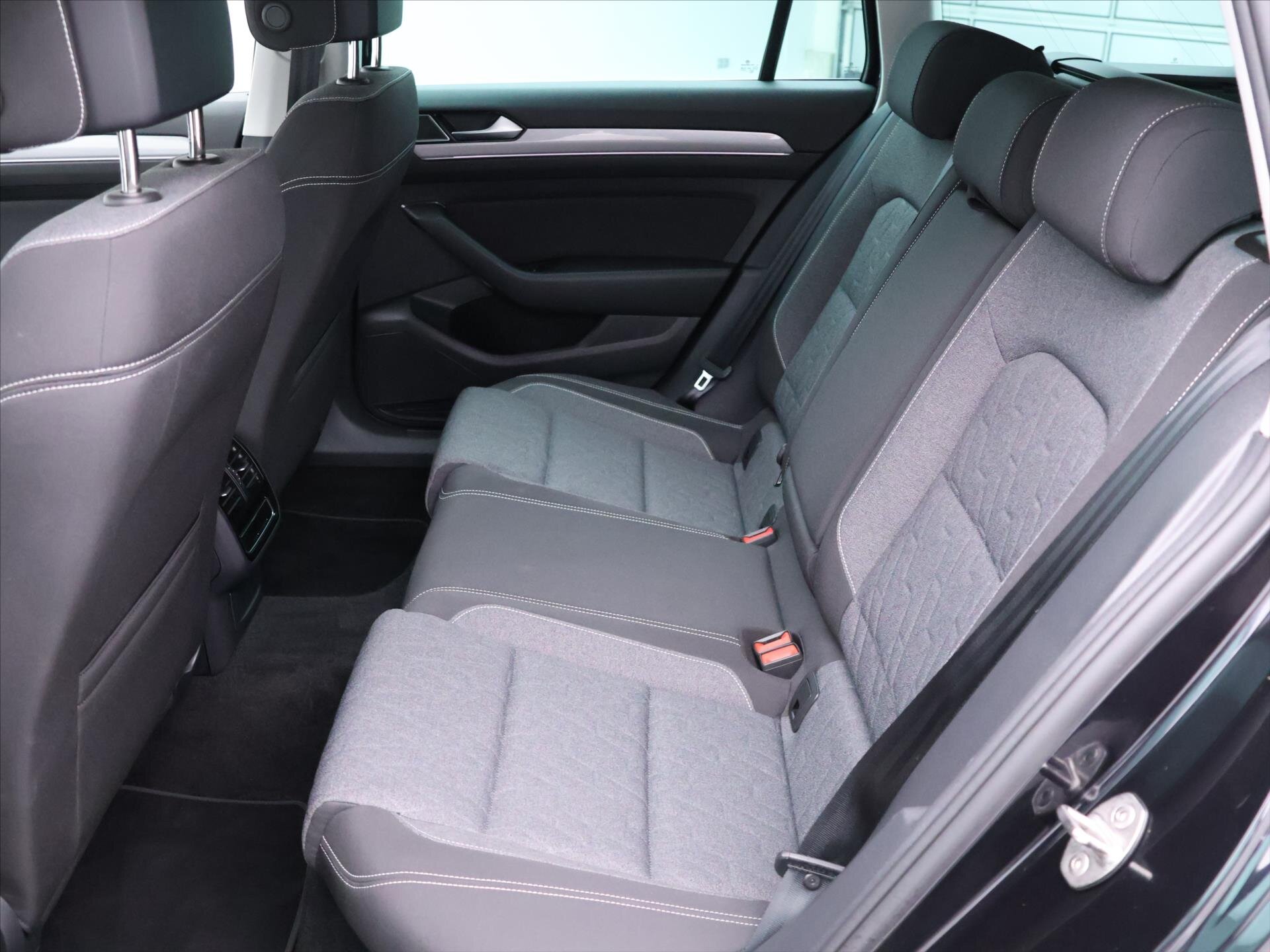 Volkswagen Passat Kombi 2,0 l 110 kw