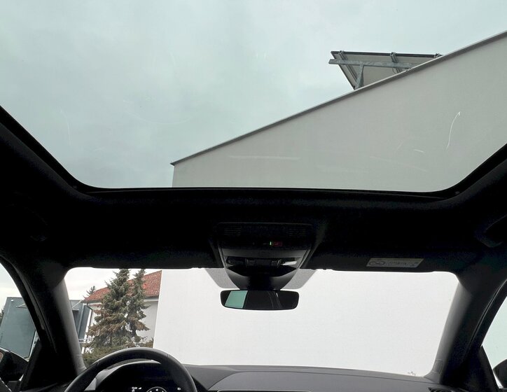 Škoda Scala Hatchback 1,0 l 85 kw