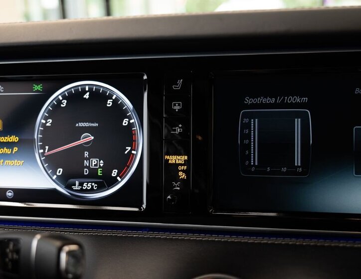Mercedes-Benz Třídy S Kupé 4,7 l 335 kw