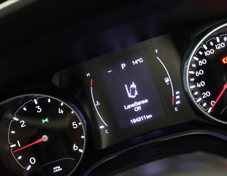 Jeep Compass SUV / Terénní 2,0 l 103 kw