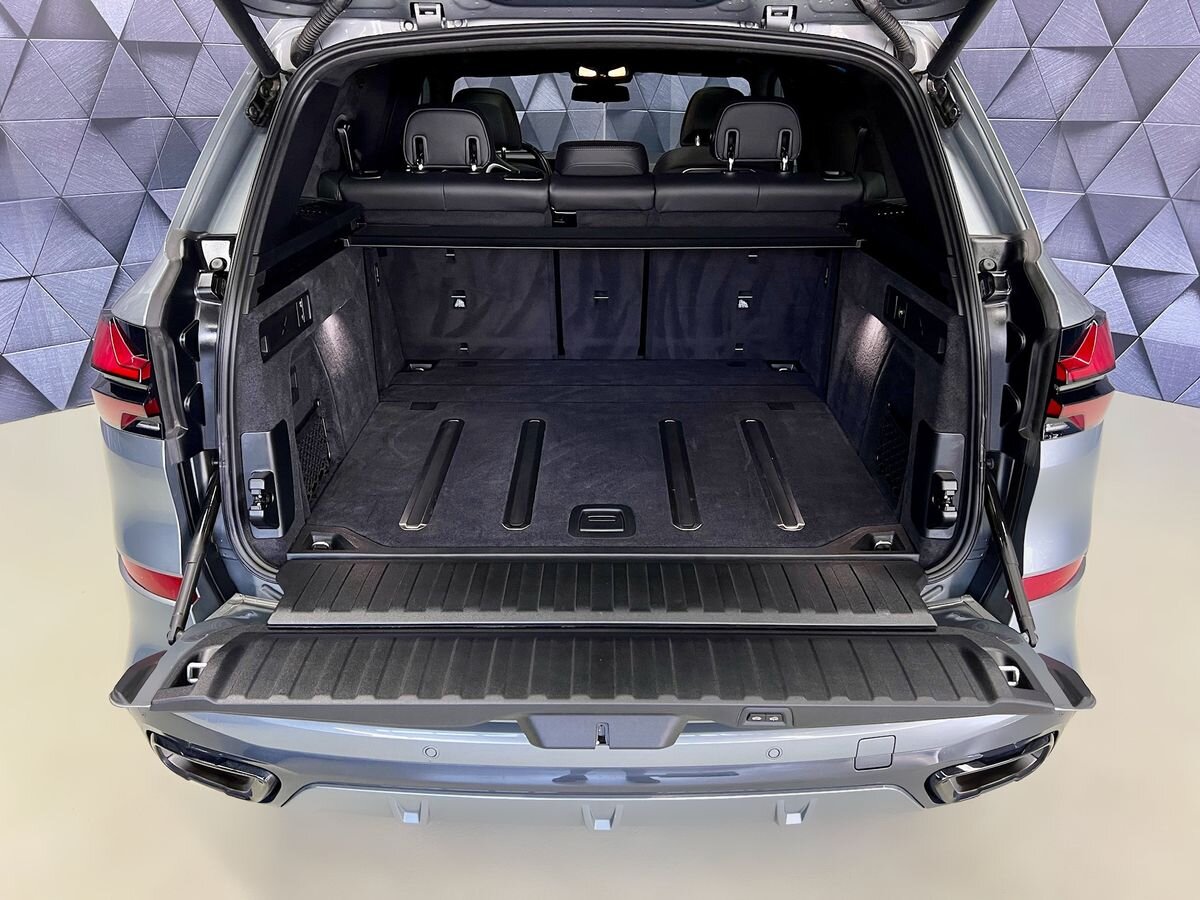 BMW X5 SUV / Terénní 3,0 l 250 kw