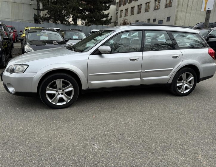 Subaru Legacy Kombi 3,0 l 180 kw