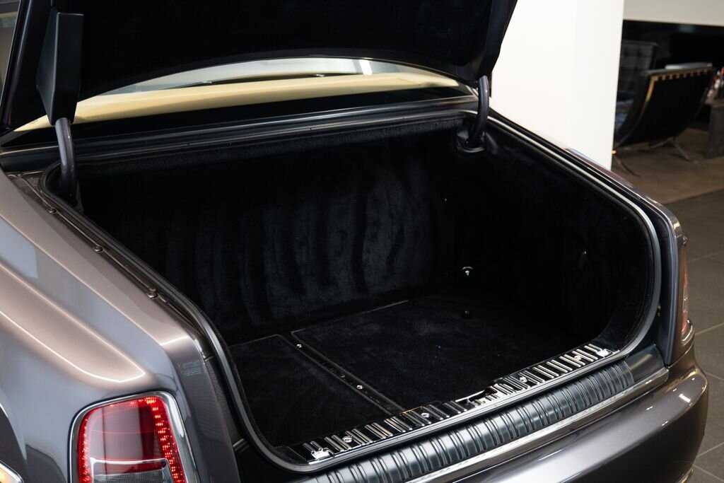 Rolls-Royce Phantom Sedan 6,7 l 338 kw