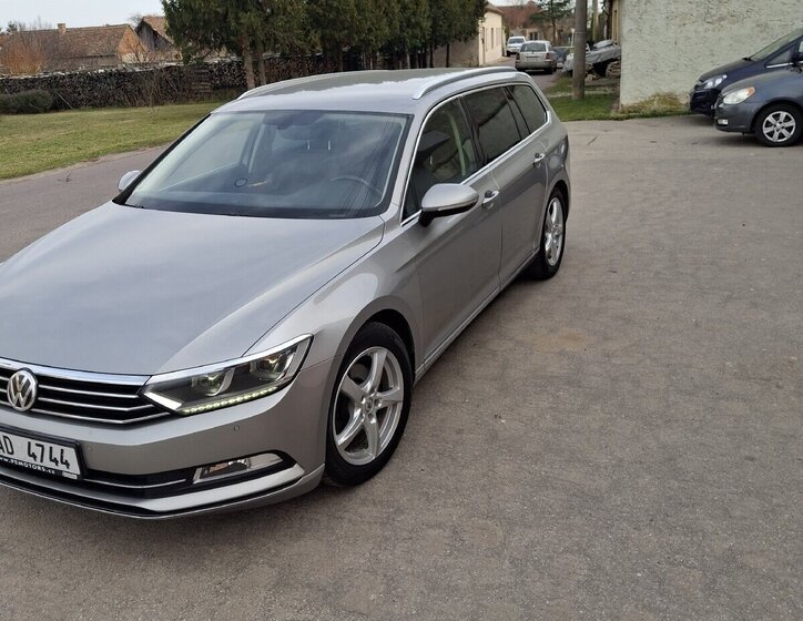 Volkswagen Passat Kombi 0,0 0