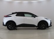 Toyota C-HR SUV 1,8 l 72 kw