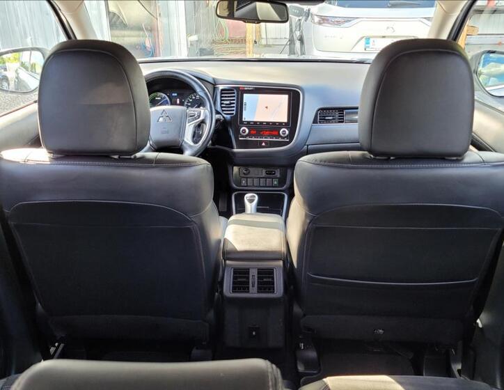 Mitsubishi Outlander 41