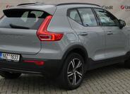 Volvo XC40 3