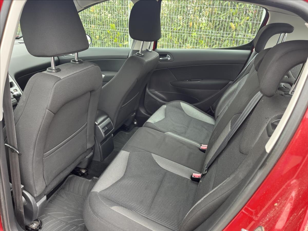 Peugeot 308 Hatchback 1,4 l 72 kw