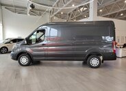 Ford Transit 9