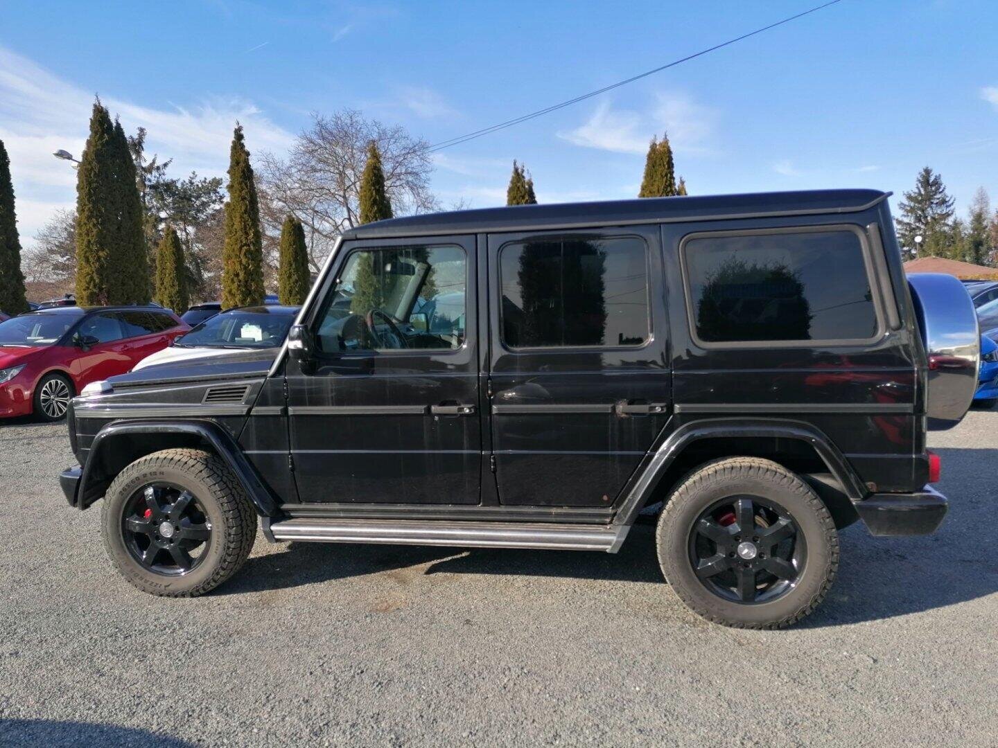 Mercedes-Benz Třídy G SUV 3,0 l 165 kw