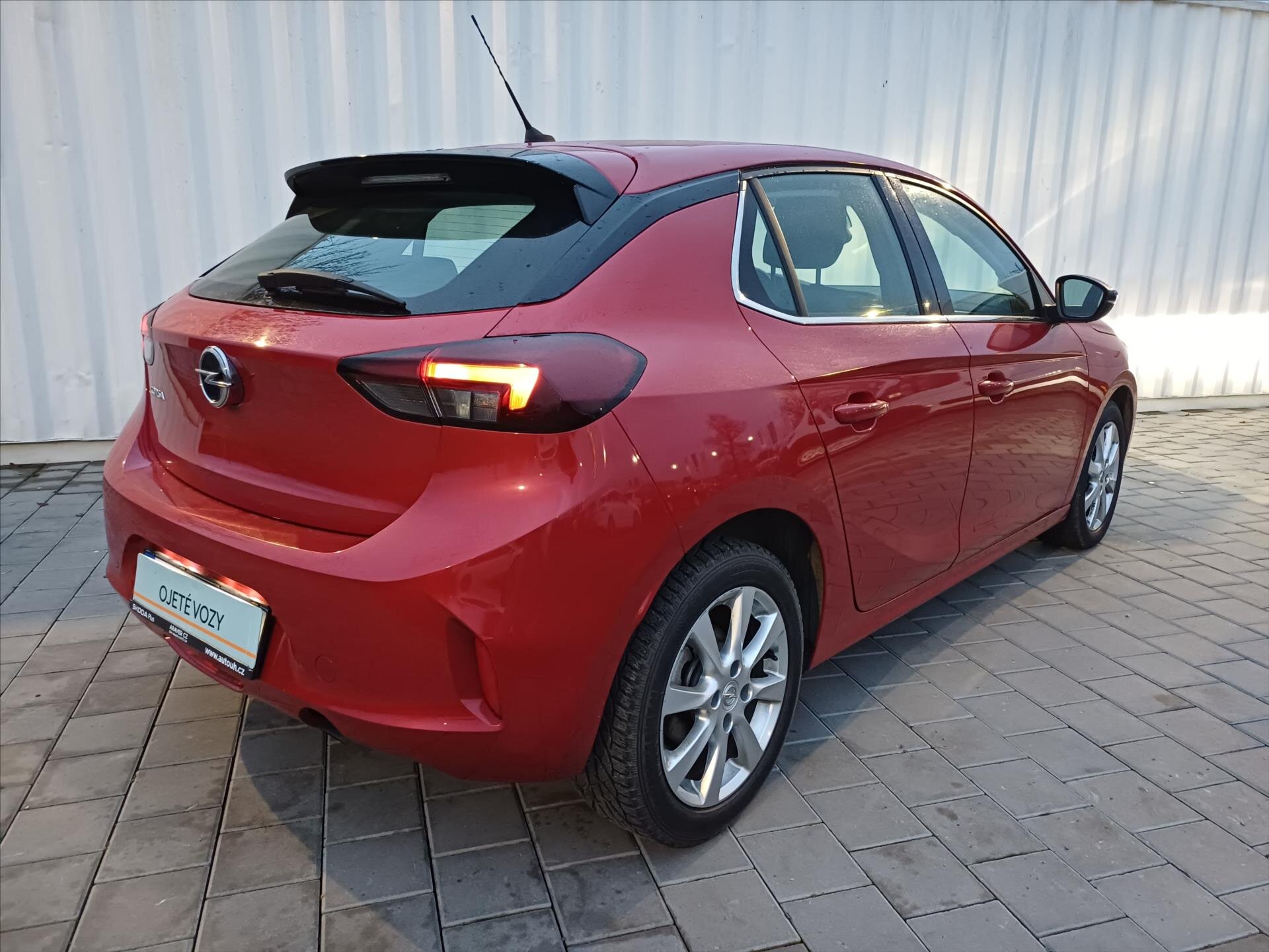 Opel Corsa Hatchback 1,2 l 74 kw