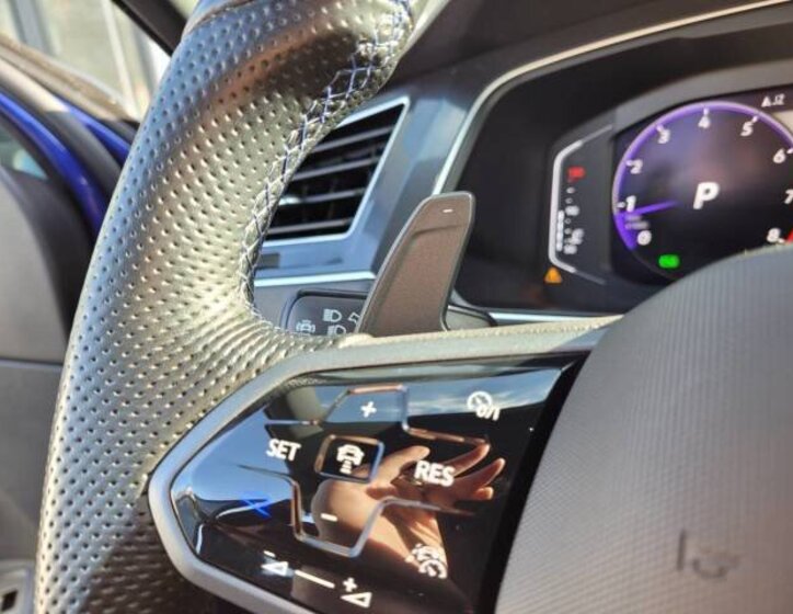 Volkswagen Tiguan SUV 2,0 l 235 kw