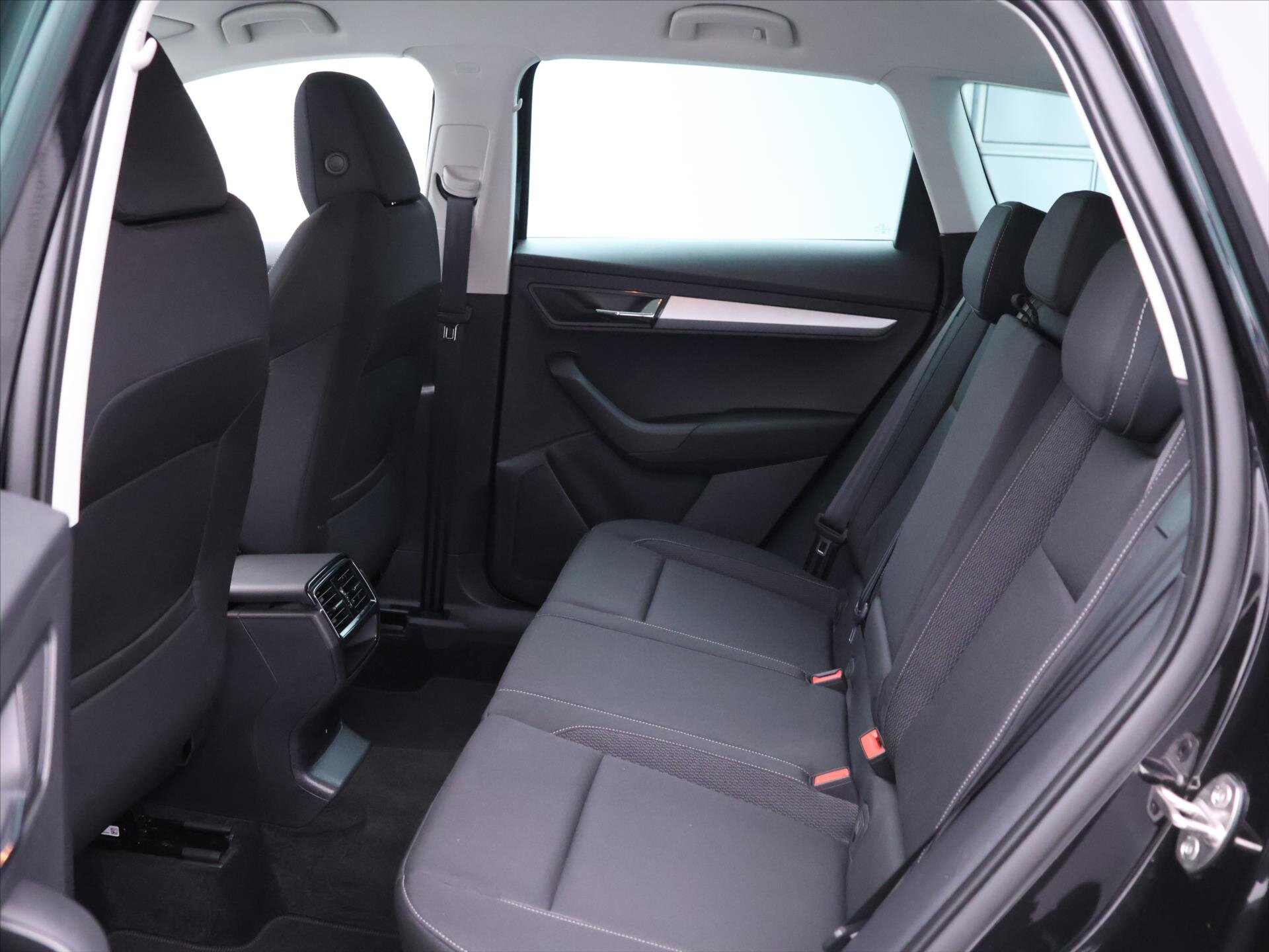 Škoda Karoq SUV / Terénní 2,0 l 85 kw