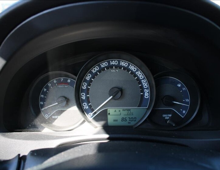 Toyota Auris Hatchback 1,3 l 73 kw