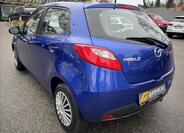 Mazda 2 9