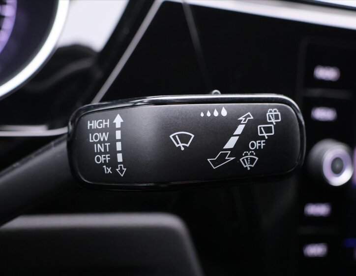 Volkswagen Touran 22