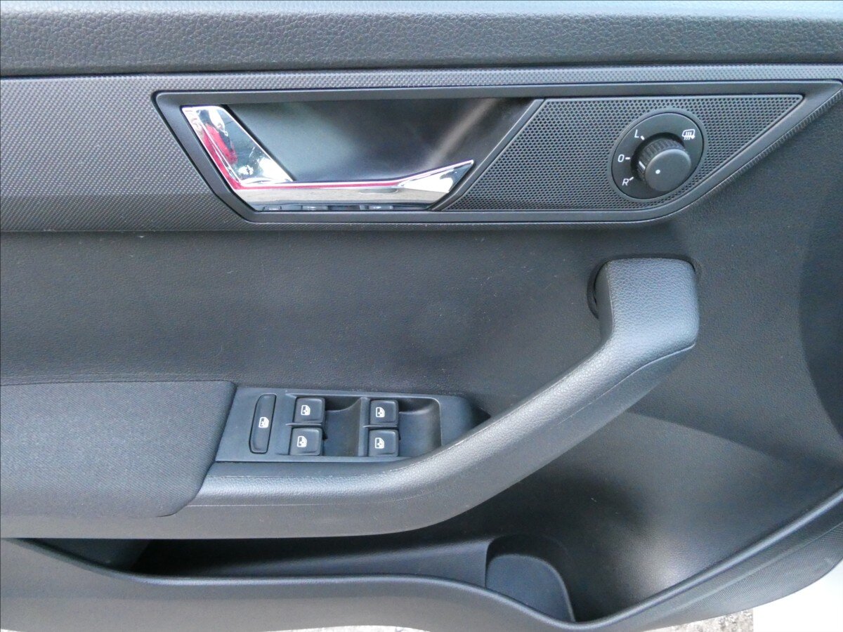 Škoda Fabia Hatchback 999,0 55 kw