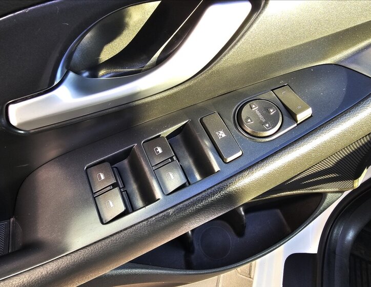 Hyundai i30 Kombi 1,6 l 81 kw