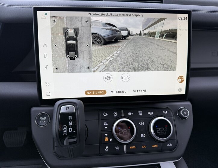 Land Rover Defender SUV / Terénní 3,0 l 147 kw