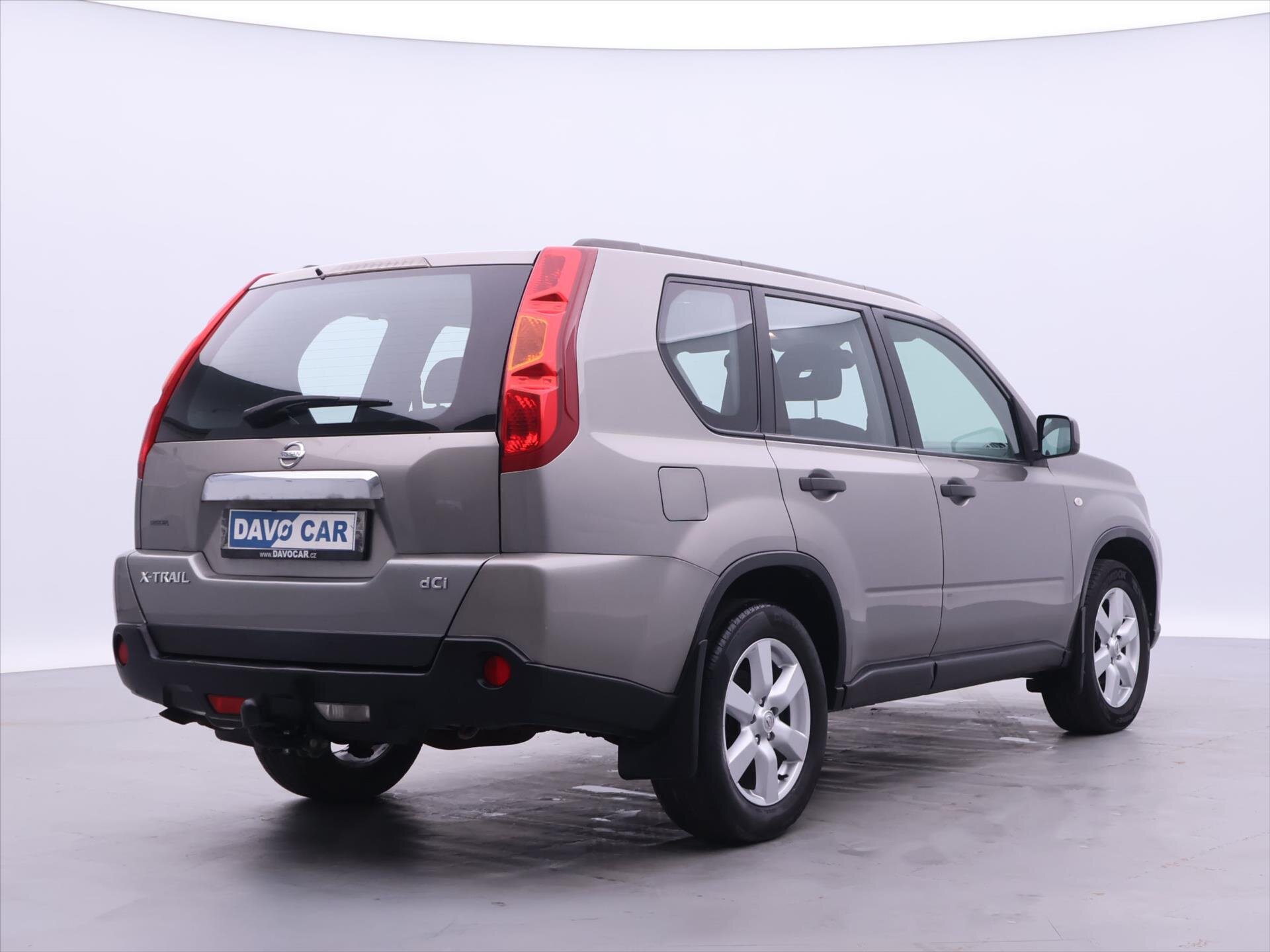 Nissan X-Trail SUV / Terénní 2,0 l 110 kw