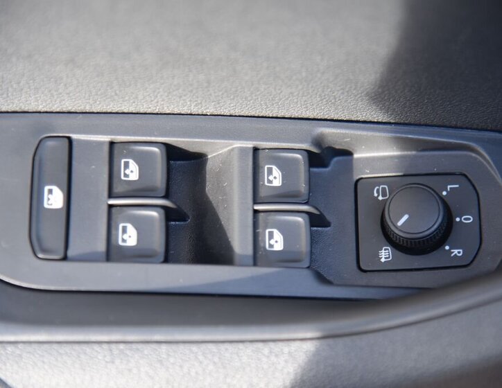 Škoda Karoq SUV 1,5 l 110 kw