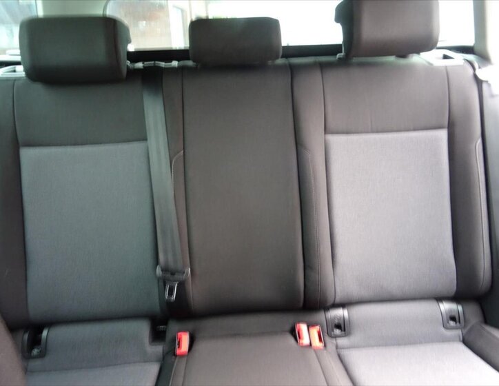 Volkswagen Golf Kombi 1,6 l 81 kw