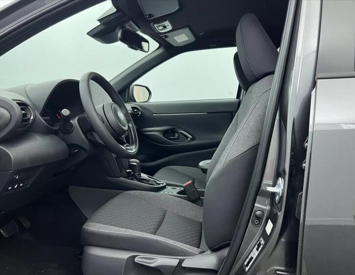 Toyota Yaris Cross SUV 1,5 l 96 kw