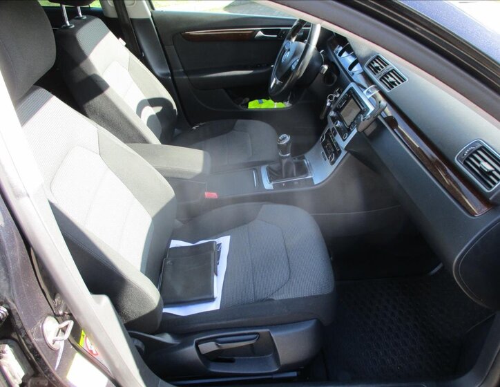 Volkswagen Passat 15