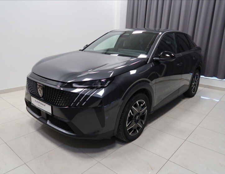 Peugeot 3008 SUV 1,2 l 100 kw