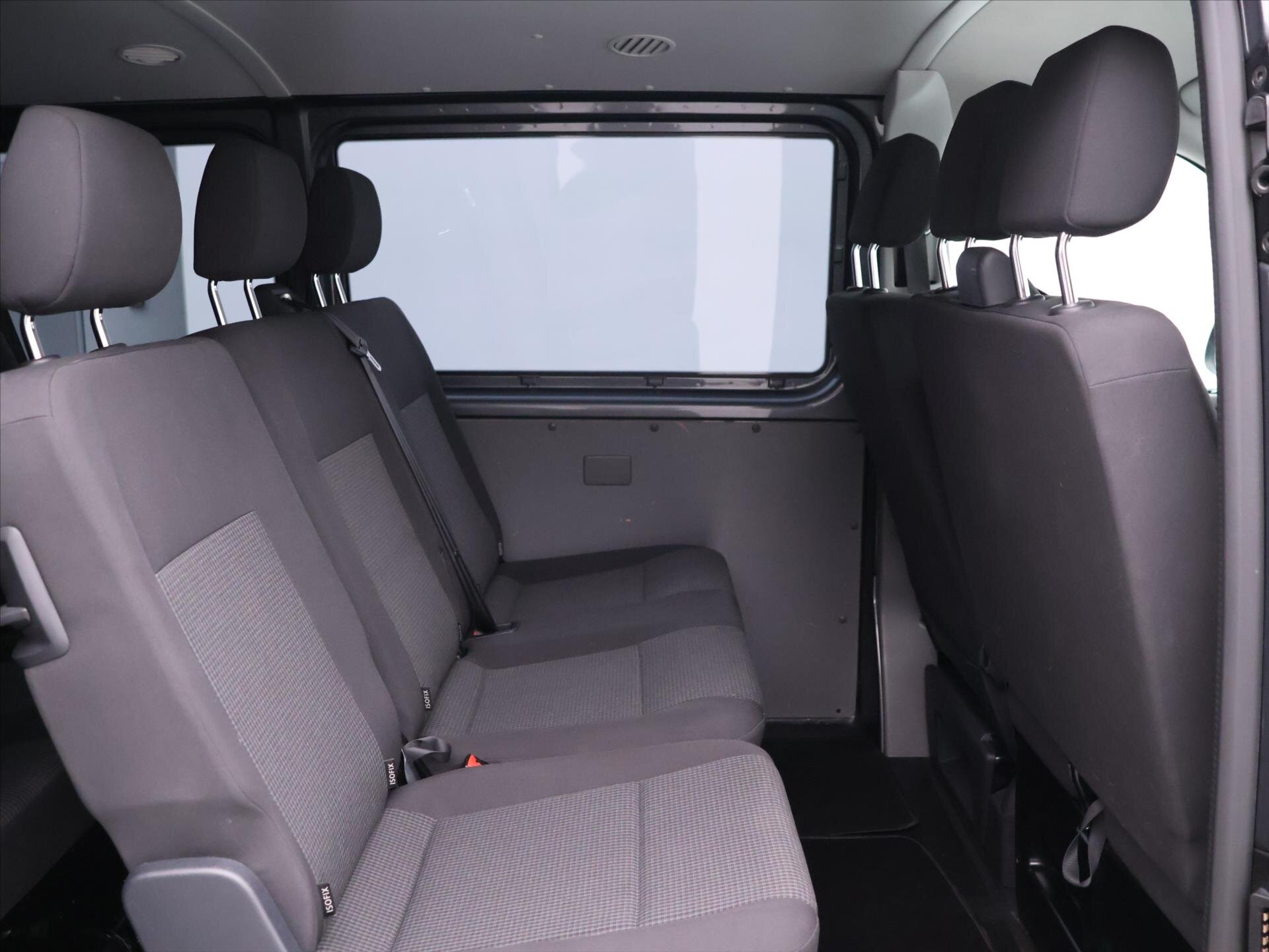 Volkswagen Transporter Kombi 2,0 l 110 kw