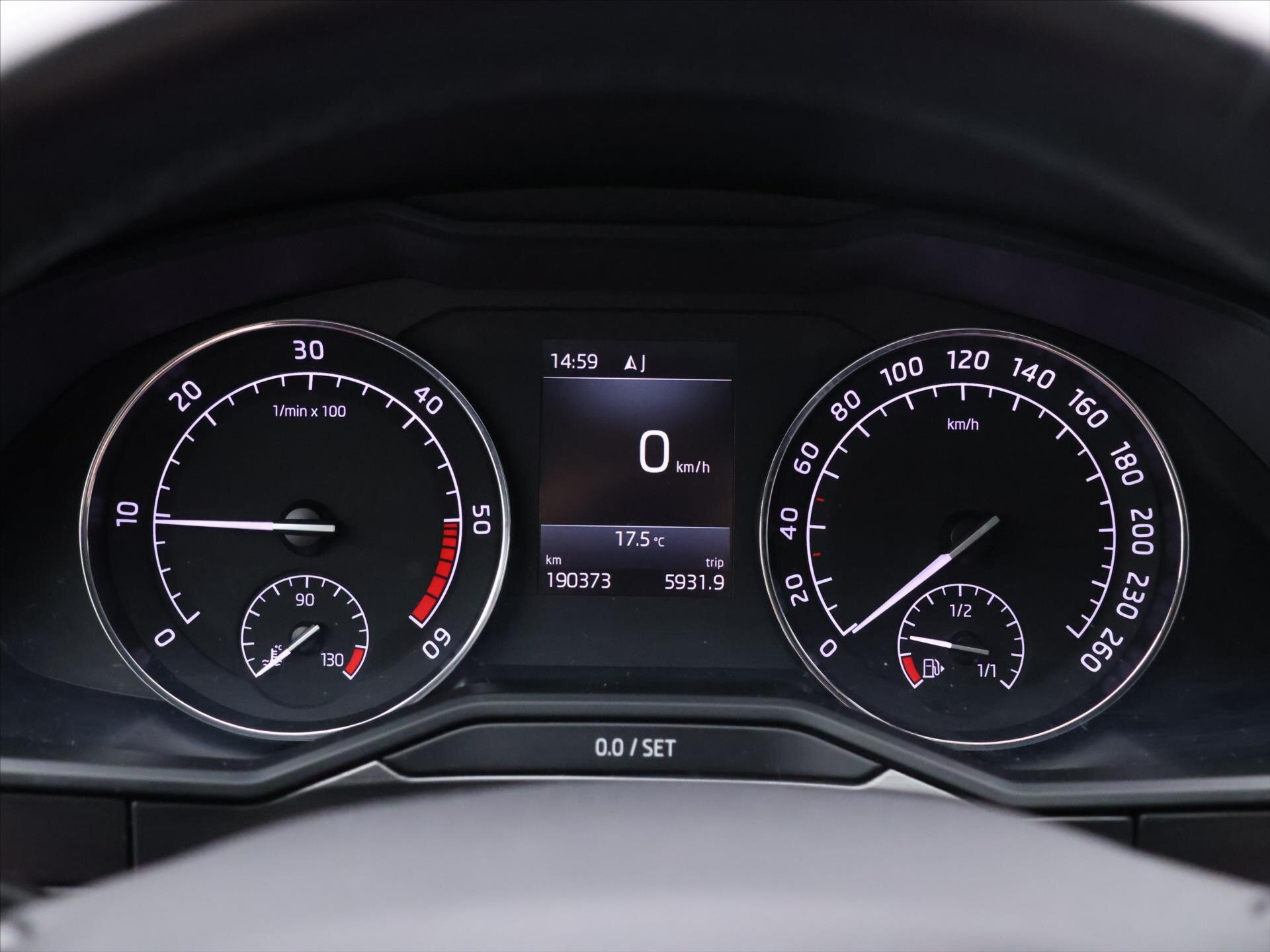 Škoda Superb Liftback 2,0 l 140 kw