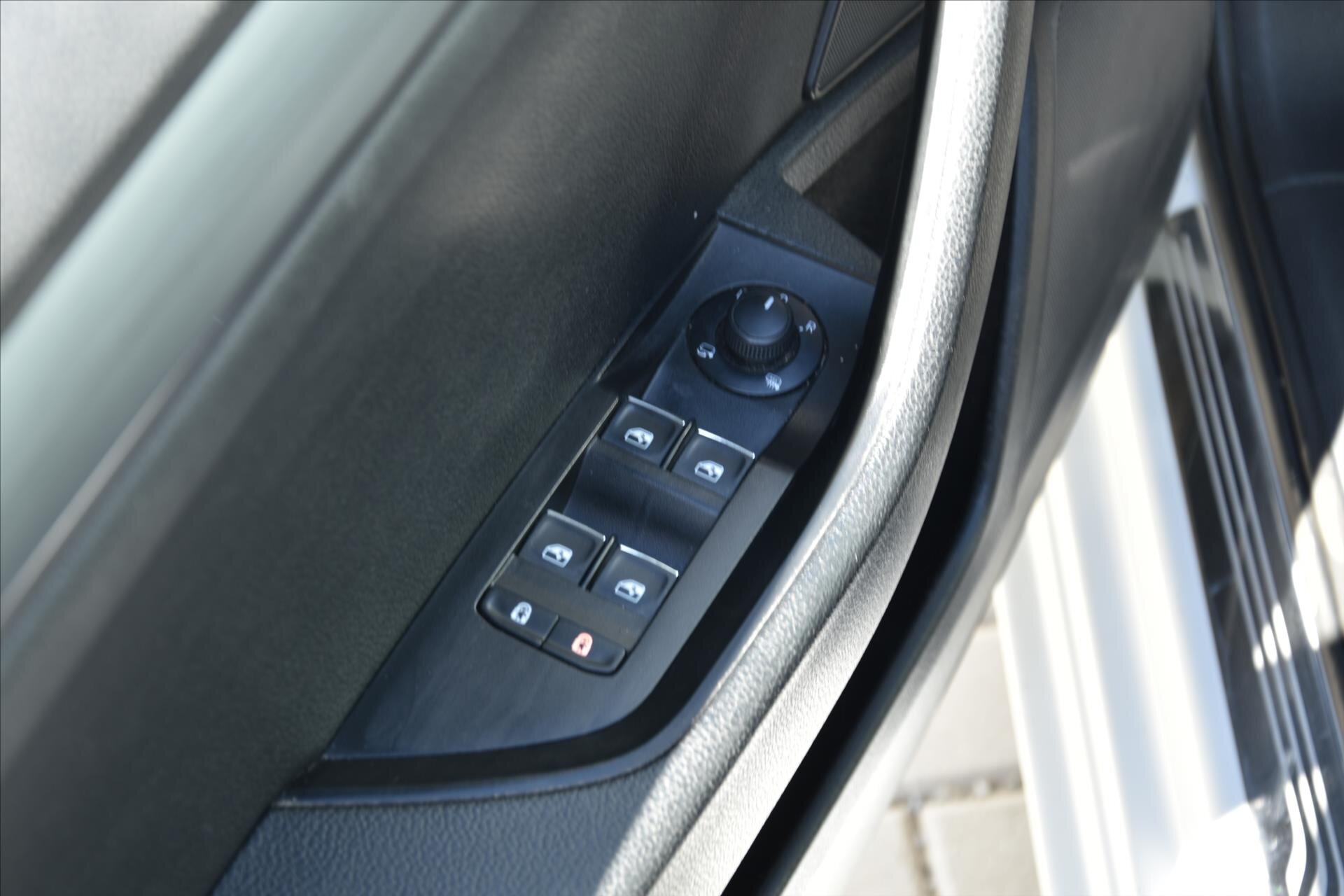 Škoda Superb Liftback 2,0 l 110 kw