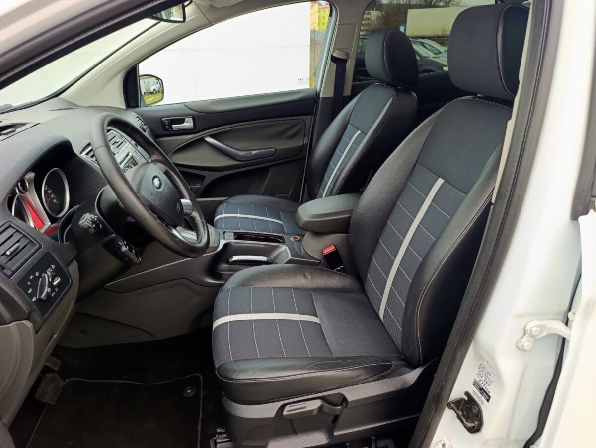 Ford Kuga SUV 2,0 l 120 kw