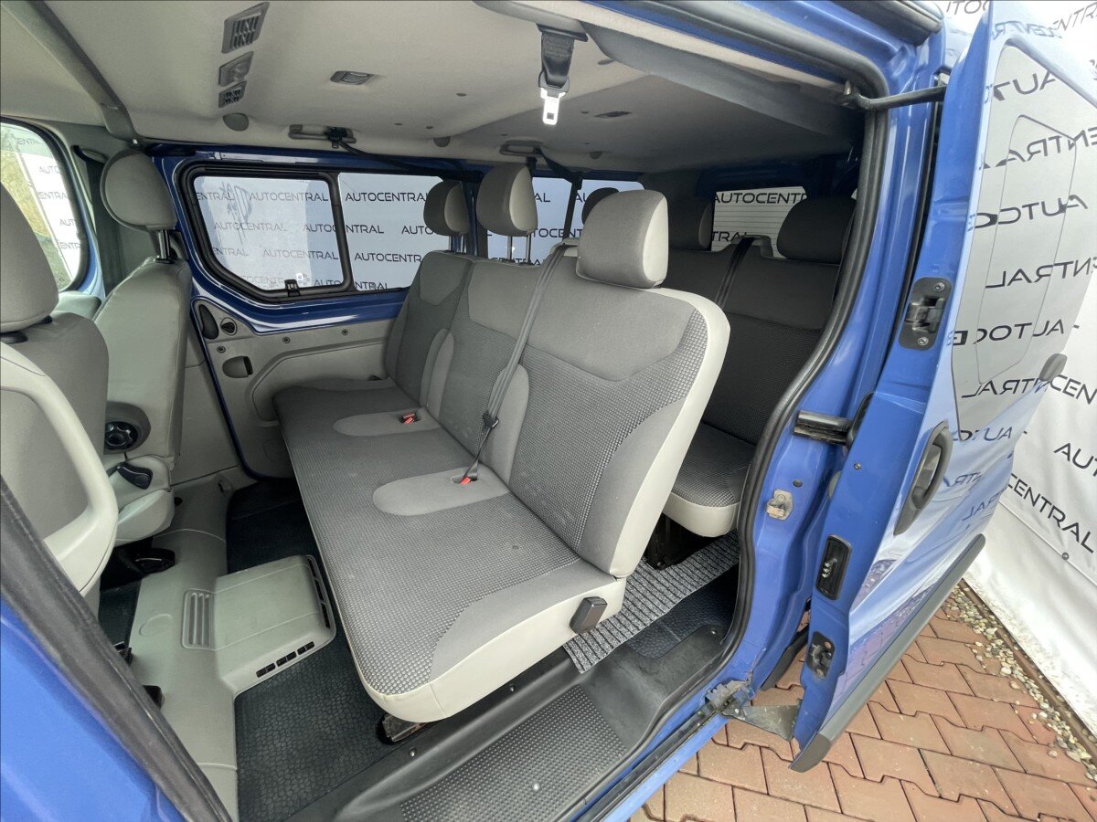 Opel Vivaro MPV 2,5 l 107 kw