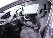 Peugeot 2008 SUV 1,2 l 81 kw