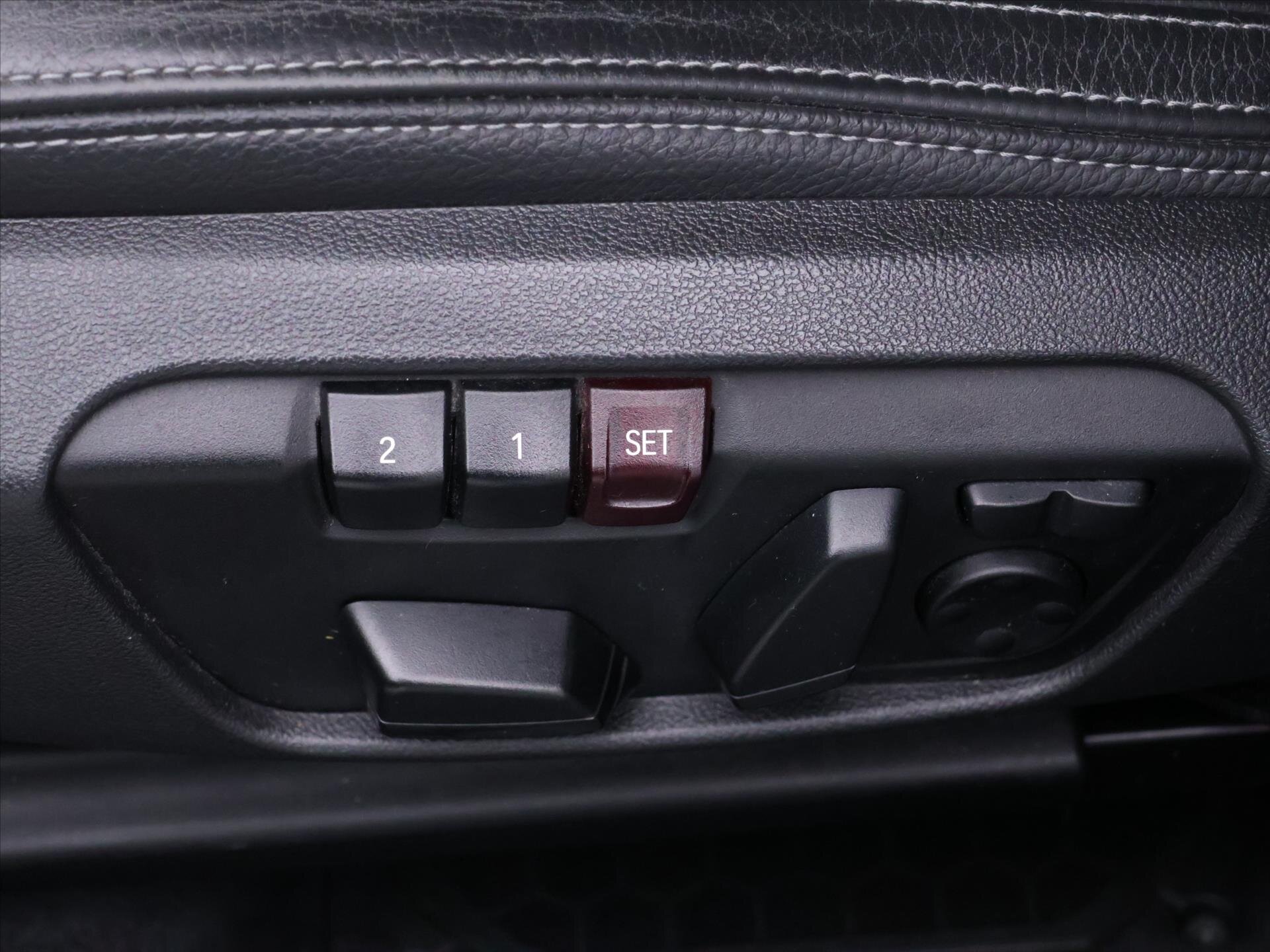 BMW X1 SUV 2,0 l 140 kw