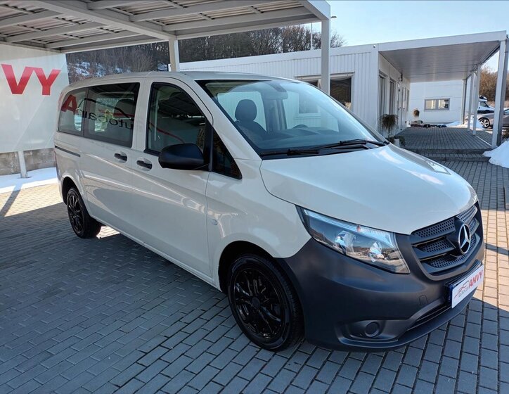 Mercedes-Benz Vito VAN-Minibus 1,8 l 100 kw
