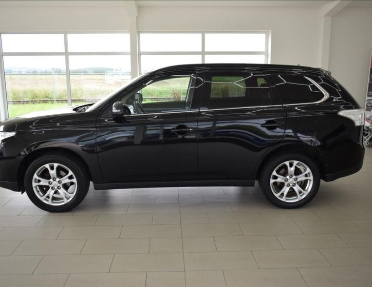 Mitsubishi Outlander 5