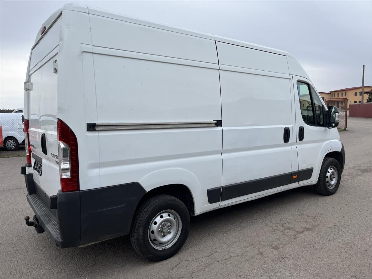 Peugeot Boxer Skříň 2,2 l 96 kw