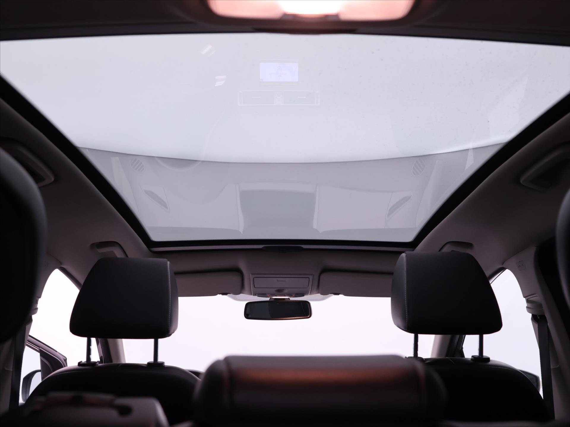 Ford Kuga SUV / Terénní 2,0 l 103 kw