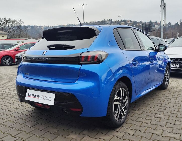 Peugeot 208 Hatchback 1,2 l 74 kw