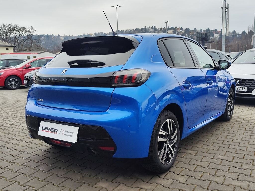 Peugeot 208 Hatchback 1,2 l 74 kw