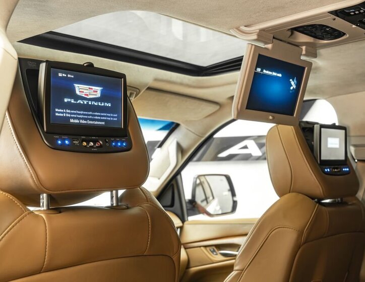 Cadillac Escalade SUV / Terénní 6,2 l 313 kw