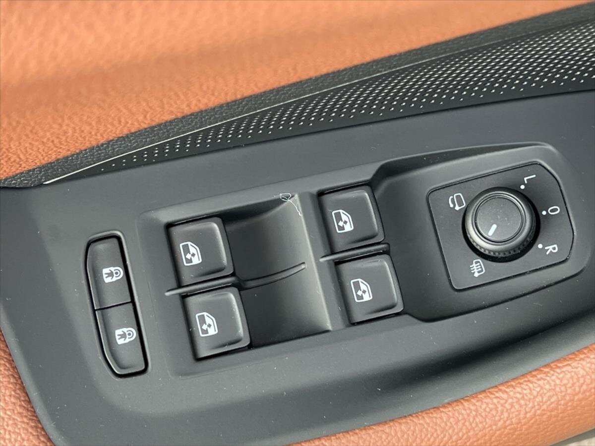 Škoda Superb Kombi 2,0 l 142 kw